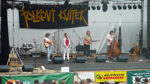 26.Hoptropáci váleli.jpg
