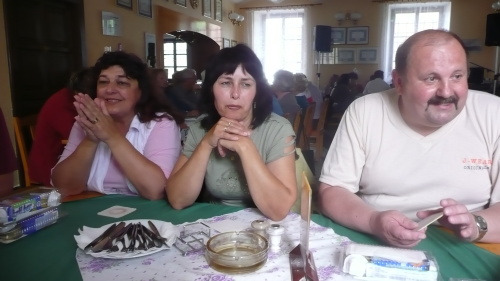 75.Pepík a zástupkyně pivovaru Dražíč.jpg